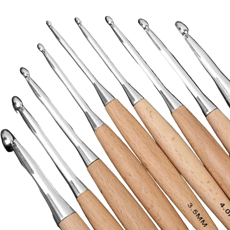 Maschly 13-teiliges Häkelnadel-Set aus Holz – Größen 3 bis 12 mm, polierter Griff
